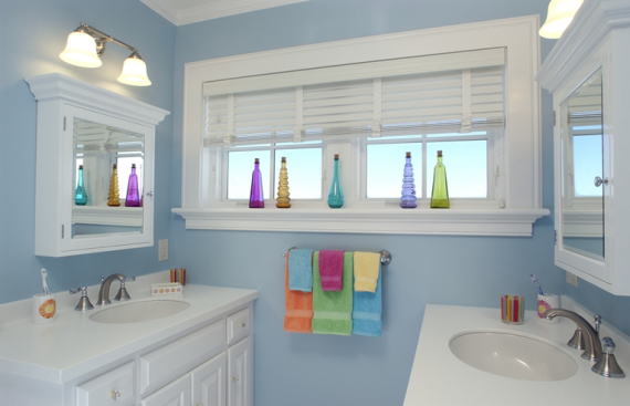 �{�c�ݔ��ł́A�I�[���d�����t�H�[���A�������t�H�[���A�L�b�`�����t�H�[���A�g�C�����t�H�[������G�A�R���̎�t���H���A�z�ǂ̍������A���E�N���X�̒��ւ��A�X�܃��t�H�[���܂ŁA�����E��ʂ𒆐S�Ɋ֓����Őݒu�E��t���H���Ȃǂ��s�Ȃ��Ă���܂��B�܂��A�h�g�N�b�L���O�q�[�^�[�A�G�R�L���[�g����t���H�����݂̂����ȃp�b�N�����p�ӂ��Ă���܂��A�ǂ������C�y�ɋ{�c�ݔ��ɂ��⍇���������B